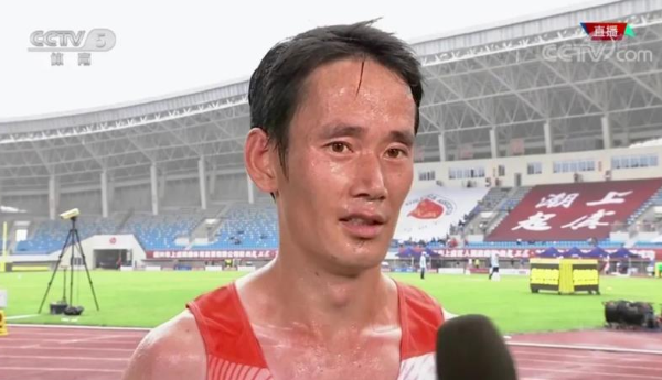 云南名将董国建夺全国锦标赛万米冠军3.png