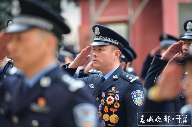 昆明市公安局庆祝首个“警察节”（昆明市公安局供图）
