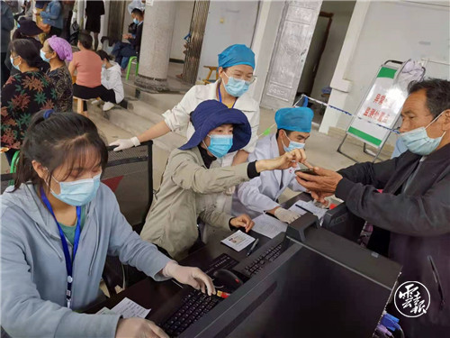 德宏陇川县在全省率先实现新冠疫苗接种应接尽接