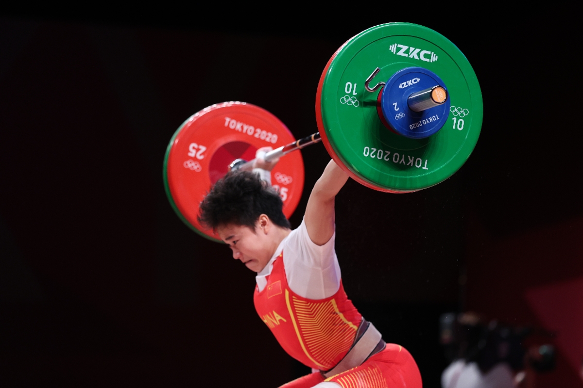 挺举116公斤,总成绩210公斤获得东京奥运会女子举重49公斤级冠军
