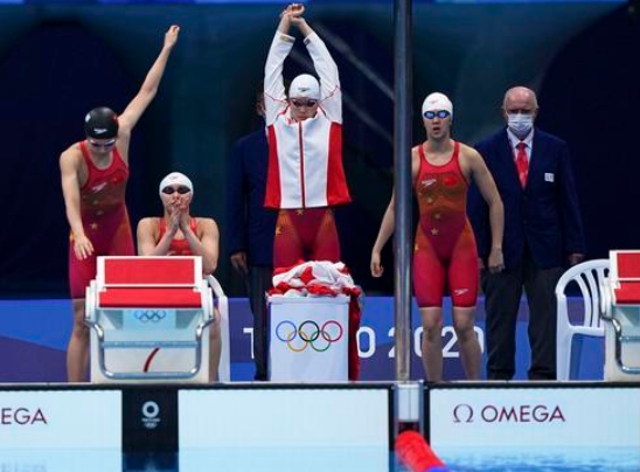 女子4X100米自由泳接力决赛：中国队。图自新华社.png