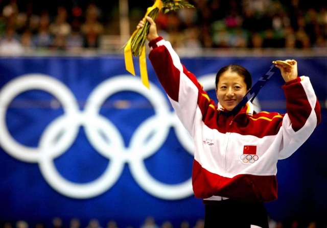 中国选手拿过的冬奥⾦牌2.jpg