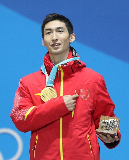 中国选手拿过的冬奥⾦牌14.jpg