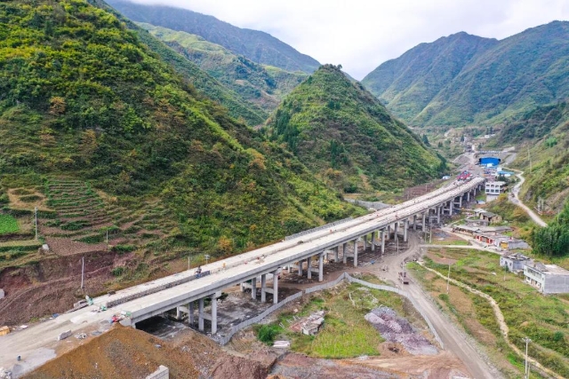 云南这些公路建设迎来新进展 图片来源于云南发布