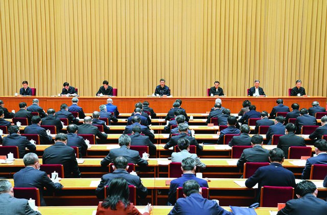 坚持走中国特色社会主义法治道路 更好推进中国特色社会主义法治体系建设