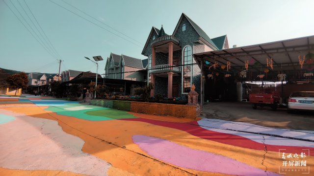 西双版纳曼勒“美术村”：一个被涂鸦艺术改变的村庄（景洪市融媒体中心 供图）
