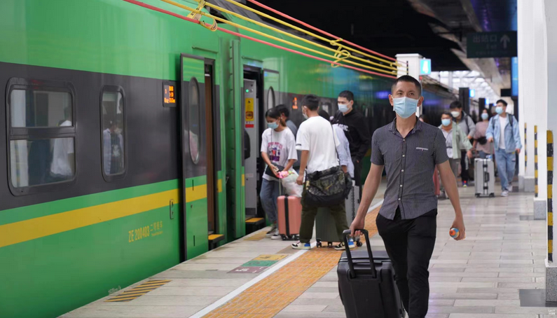 暑运开始，云南预计将有1146万人选择火车出行 昆明局集团供图