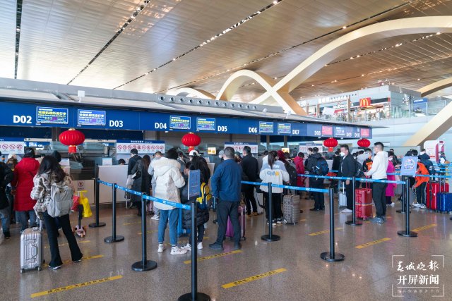 昆明机场春运旅客运输量预计达400万人次2.jpg