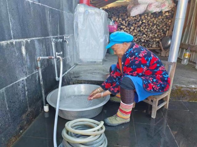 云南提升农村供水保障工程让群众用上好水1.jpg
