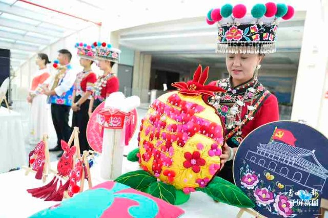 中国·牟定2023“三月会”左脚舞文化节系列活动新闻发布会在昆举行 春城晚报-开屏新闻记者 龙宇丹 摄影报道