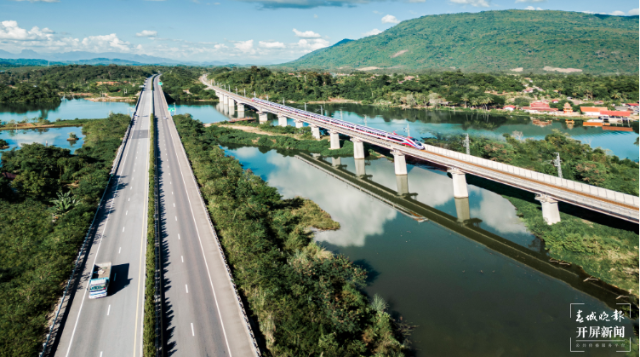 《老挝首条高速公路》发展之路.png