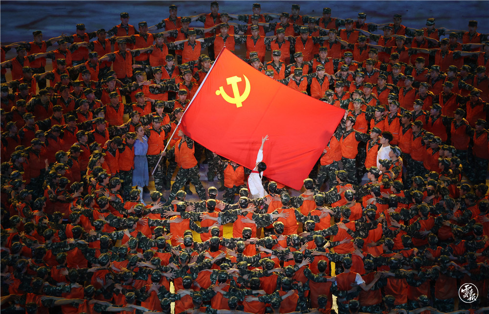 庆祝中国共产党成立100周年文艺演出《伟-FZ100210712335.jpg