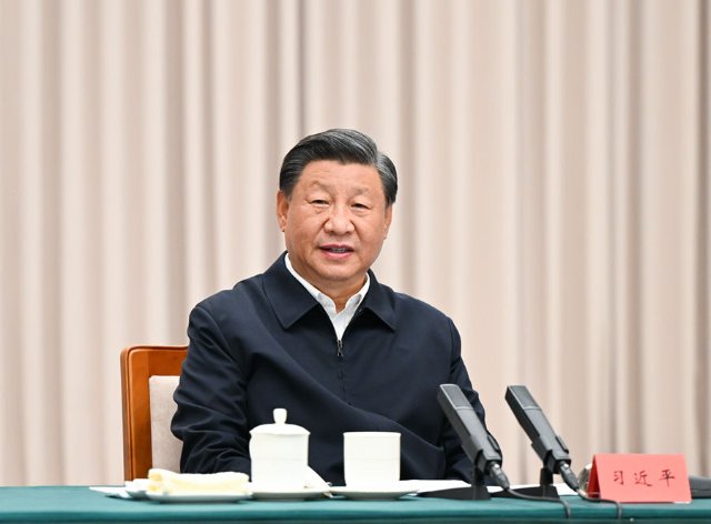 习近平主持召开新时代推动东北全面振兴座谈会