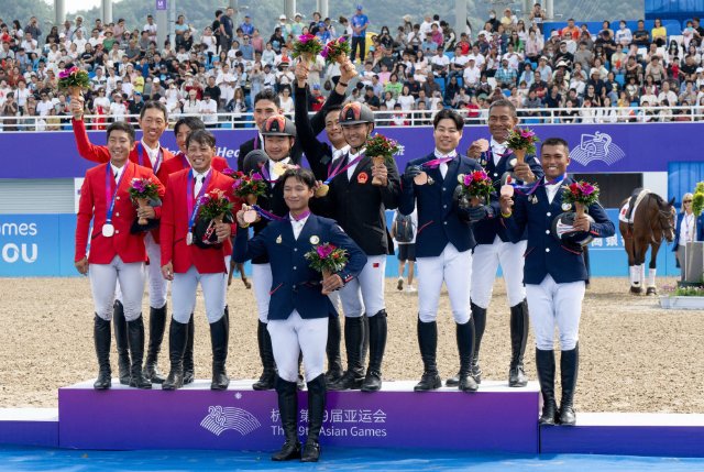 中国队首夺马术金牌 “诗雅组合”成就大满贯