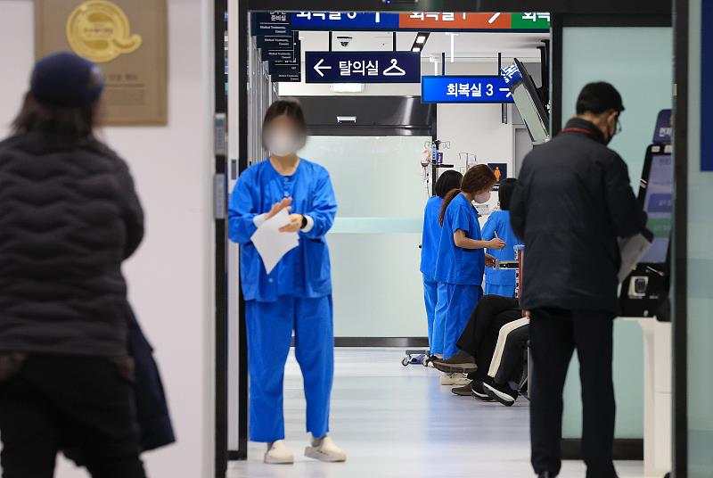 韩国医生“辞职潮”：离岗率超9成，医疗系统危机加剧